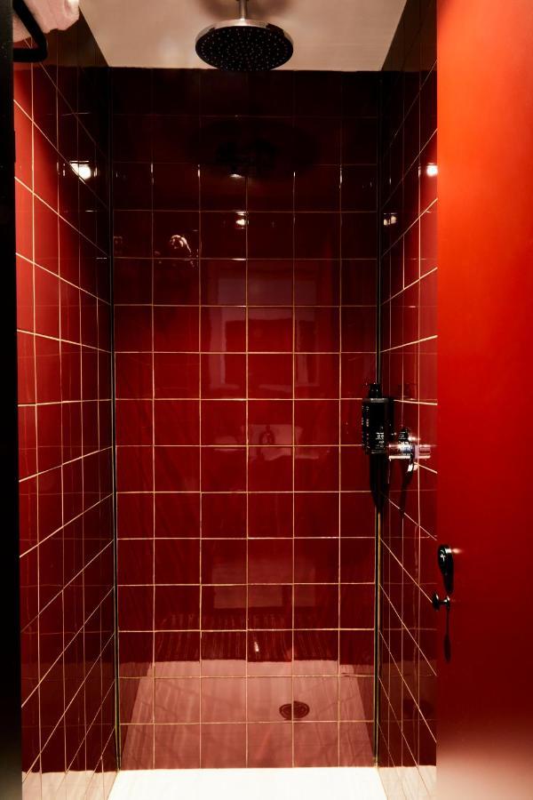 Latroupe Prado Hostel Мадрид Екстер'єр фото
